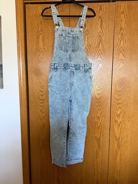 NWT Old Navy Light Wash Denim Overalls